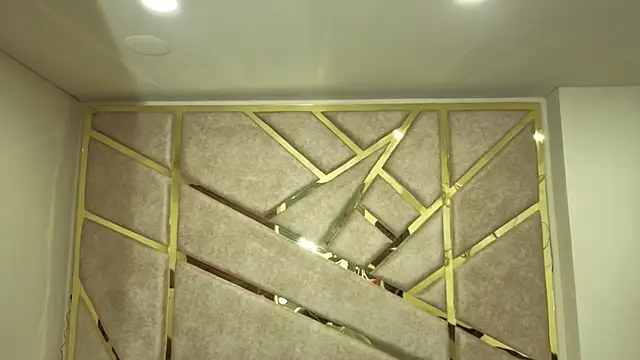 Frrreyaa online show from 11/17/25, 03:01