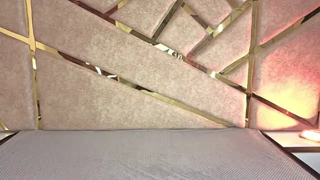 Frrreyaa online show from 12/05/25, 02:20