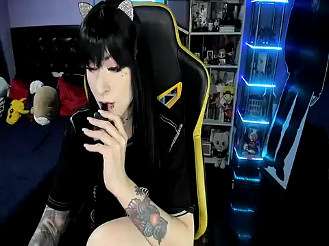 Yummy dark online show from 11/04/25, 07:18