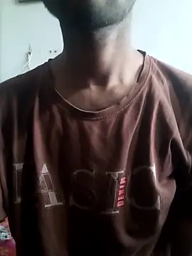 Snapshot of PackagedCostar chatting on 10/31/25, 04:13 PackagedCostar online show from 10/31/25, 04:13