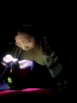 bi-bo123 online show from 11/19/25, 01:44