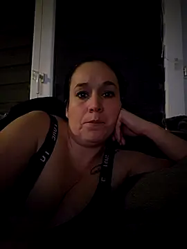 Snapshot of Girlysensuelle chatting on 12/13/25, 08:14 Girlysensuelle online show from 12/13/25, 08:14