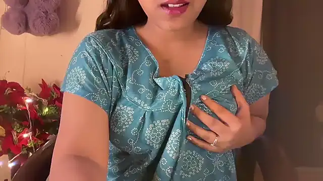 Snapshot of Shilpa_7 chatting on 02/06/26, 07:06 Shilpa 7 online show from 02/06/26, 07:06