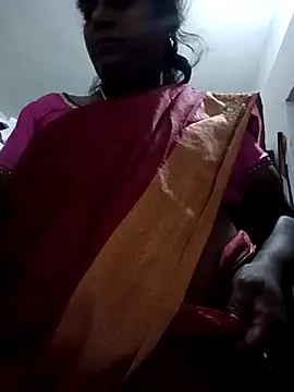 suganthi143 online show from 11/14/25, 09:35