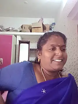 suganthi143 online show from 11/28/25, 02:42