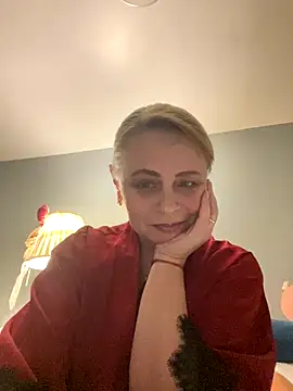 Snapshot of ToriLove777 chatting on 11/04/25, 03:38 ToriLove777 online show from 11/04/25, 03:38