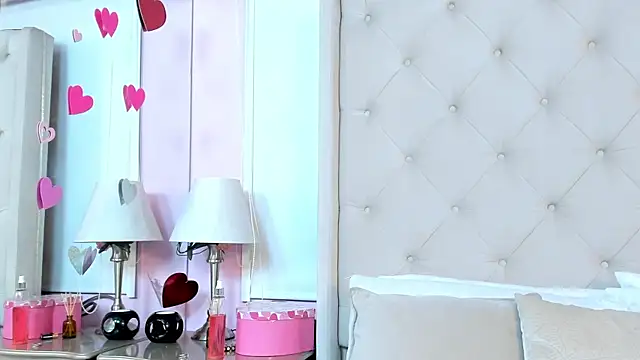 scarlett leblanc  online show from 07/15/26, 11:59