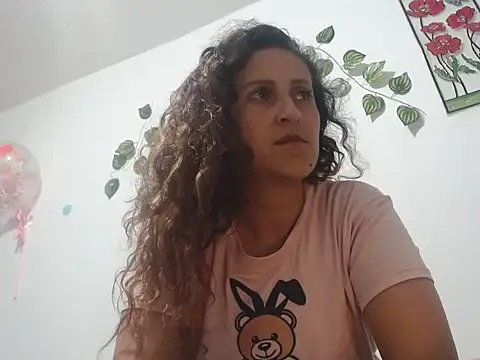 Snapshot of sany_gomez chatting on 11/12/25, 12:55 sany gomez online show from 11/12/25, 12:55