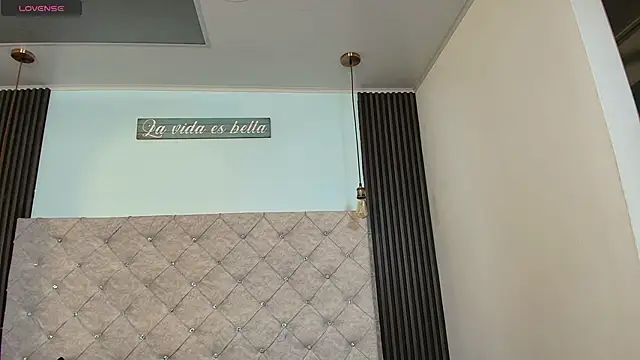 Snapshot of Liia_Leens chatting on 11/22/25, 03:49 Liia Leens online show from 11/22/25, 03:49