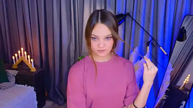 KarlaMagnett online show from 11/26/25, 03:24