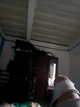 Snapshot of jhoan_9304 chatting on 11/09/25, 06:28 jhoan 9304 online show from 11/09/25, 06:28