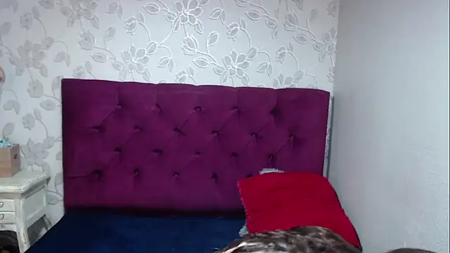 Snapshot of selenabustamante chatting on 03/04/26, 11:27 selenabustamante online show from 03/04/26, 11:27