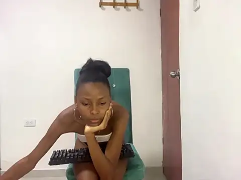 Perla sofia xxx online show from 10/31/25, 01:12