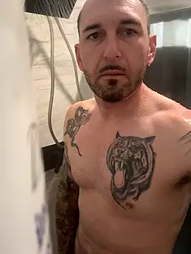 Snapshot of RobsBigD chatting on 12/01/25, 04:12 RobsBigD online show from 12/01/25, 04:12