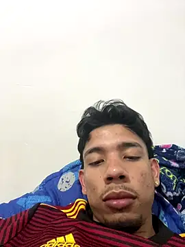 Snapshot of starboy2812 chatting on 11/23/25, 10:09 starboy2812 online show from 11/23/25, 10:09