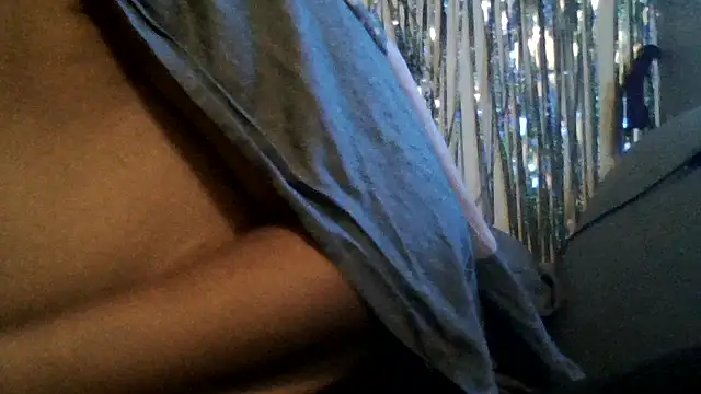 Juicyapplecandy online show from 11/11/25, 01:44