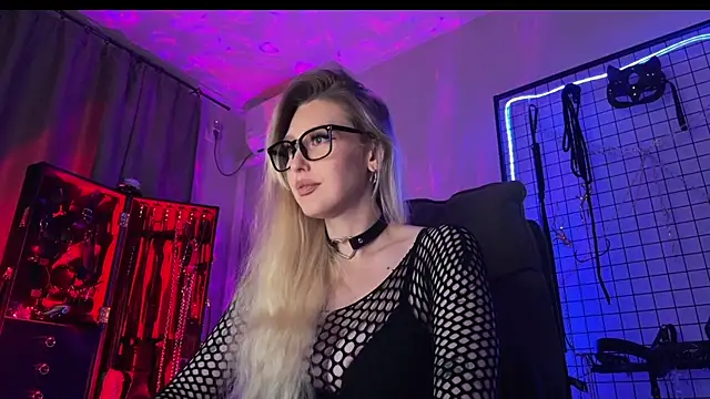 Liya Liss online show from 07/11/26, 09:16