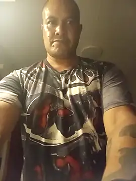 Snapshot of Cayde36 chatting on 02/10/26, 12:53 Cayde36 online show from 02/10/26, 12:53