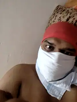 Snapshot of Your_lover_real chatting on 10/31/25, 03:40 Your lover real online show from 10/31/25, 03:40