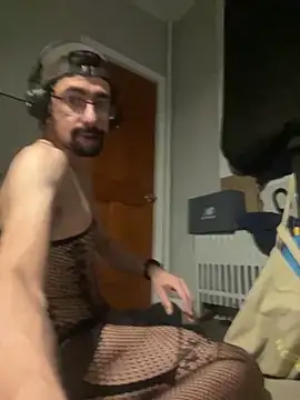 Snapshot of Bazarov@xh chatting on 11/02/25, 09:00 Bazarovxh online show from 11/02/25, 09:00