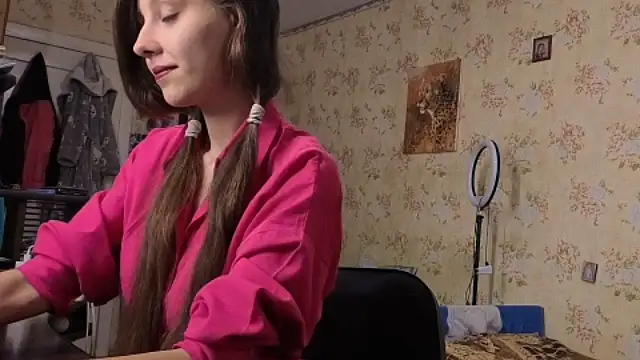 LahomaSassano online show from 11/05/25, 09:09