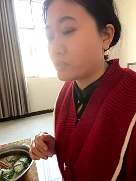 Snapshot of daaqnn chatting on 11/16/25, 12:38 daaqnn online show from 11/16/25, 12:38