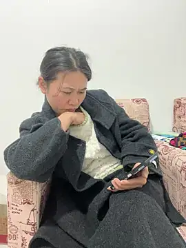 Snapshot of daaqnn chatting on 11/20/25, 01:00 daaqnn online show from 11/20/25, 01:00