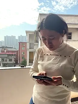 Snapshot of daaqnn chatting on 11/23/25, 02:22 daaqnn online show from 11/23/25, 02:22