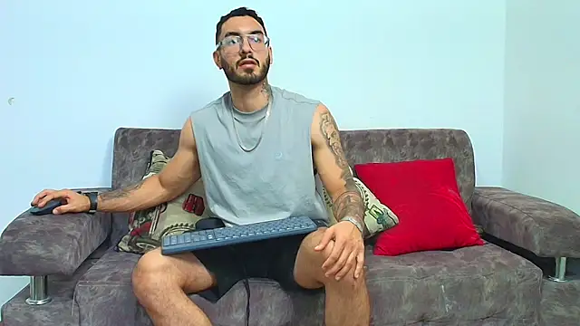 thebadboys05 online show from 06/18/26, 12:00