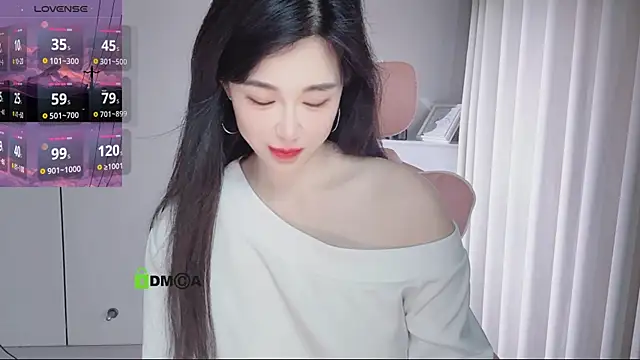 YunShan-33 online show from 05/22/26, 04:19