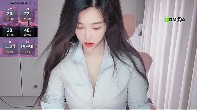 YunShan-33 online show from 06/01/26, 04:25