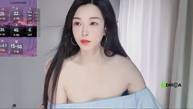 YunShan-33 online show from 06/10/26, 05:07