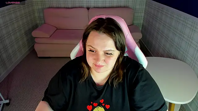 Snapshot of bbwsexis chatting on 12/01/25, 04:01 bbwsexis online show from 12/01/25, 04:01