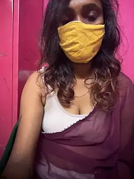 Snapshot of Queen-dhivya chatting on 11/14/25, 12:09 Queen-dhivya online show from 11/14/25, 12:09