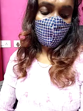 Snapshot of Queen-dhivya chatting on 12/04/25, 05:54 Queen-dhivya online show from 12/04/25, 05:54