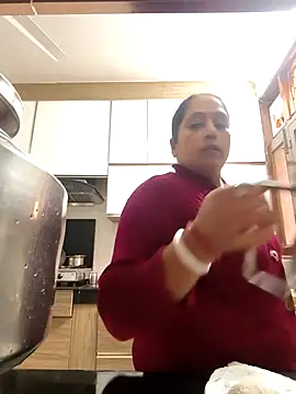 Snapshot of Hot-Sana2 chatting on 11/09/25, 05:28 Hot-Sana2 online show from 11/09/25, 05:28