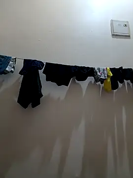 Snapshot of Hot-Sana2 chatting on 11/15/25, 01:36 Hot-Sana2 online show from 11/15/25, 01:36