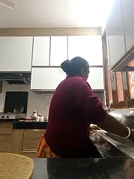 Snapshot of Hot-Sana2 chatting on 11/21/25, 06:23 Hot-Sana2 online show from 11/21/25, 06:23