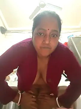 Snapshot of Hot-Sana2 chatting on 11/24/25, 07:02 Hot-Sana2 online show from 11/24/25, 07:02