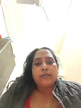 Snapshot of Hot-Sana2 chatting on 12/15/25, 06:23 Hot-Sana2 online show from 12/15/25, 06:23