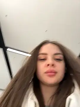 Snapshot of KristiRich chatting on 11/03/25, 08:26 KristiRich online show from 11/03/25, 08:26