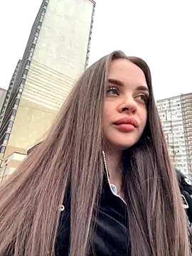 Snapshot of KristiRich chatting on 11/17/25, 08:09 KristiRich online show from 11/17/25, 08:09