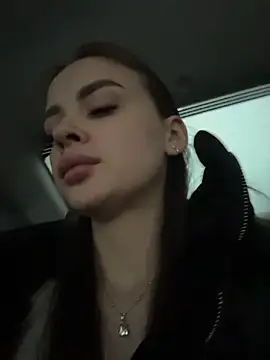 Snapshot of KristiRich chatting on 11/24/25, 07:52 KristiRich online show from 11/24/25, 07:52