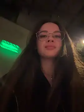 Snapshot of KristiRich chatting on 12/03/25, 07:38 KristiRich online show from 12/03/25, 07:38