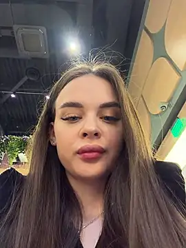 Snapshot of KristiRich chatting on 12/15/25, 09:24 KristiRich online show from 12/15/25, 09:24