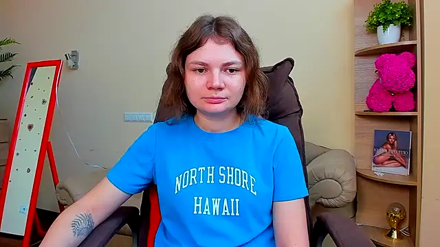 Snapshot of Stella-Maers chatting on 11/06/25, 08:15 Stella-Maers online show from 11/06/25, 08:15