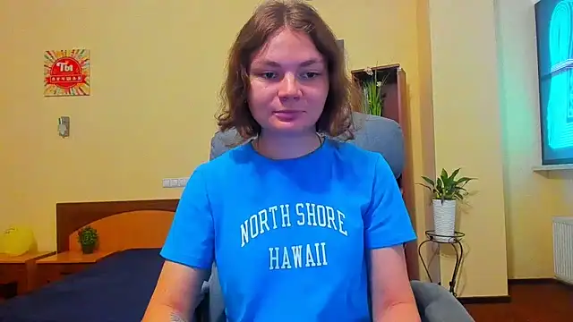 Snapshot of Stella-Maers chatting on 11/07/25, 08:47 Stella-Maers online show from 11/07/25, 08:47