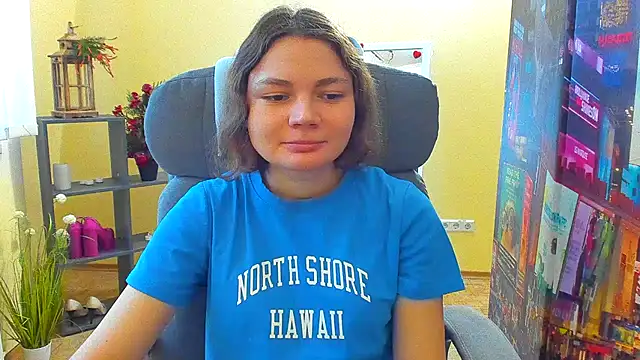 Snapshot of Stella-Maers chatting on 12/03/25, 08:23 Stella-Maers online show from 12/03/25, 08:23