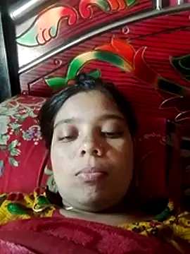 Snapshot of Lema-00 chatting on 11/12/25, 04:24 Lema-00 online show from 11/12/25, 04:24