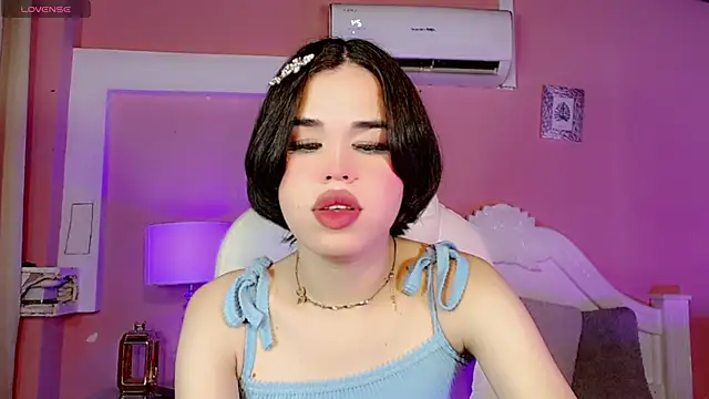 ClaudiaSophia online show from 11/14/25, 11:31